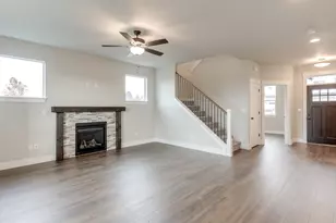 2335 E Otter Loop, La Center, WA 98629 - Photo 3