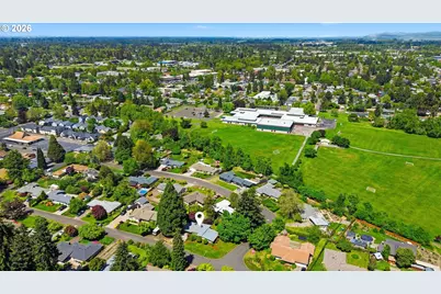 2893 Firwood Way, Eugene, OR 97401 - Photo 39
