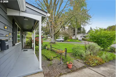 2355 SW Sandalwood Ave, Beaverton, OR 97005 - Photo 5