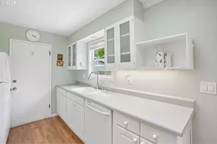 2355 SW Sandalwood Ave, Beaverton, OR 97005 - Photo 11