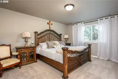 471 Vine Ave, Woodburn, OR 97071 - Photo 21