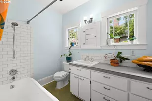 4246 NE Hoyt St, Portland, OR 97213 - Photo 17