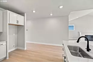 950 W Washington St, Carlton, OR 97111 - Photo 11