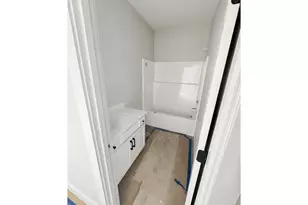 950 W Washington St, Carlton, OR 97111 - Photo 7