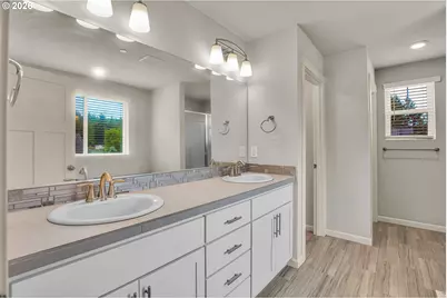 15487 SE Hawthorne Meadows St, Portland, OR 97236 - Photo 23