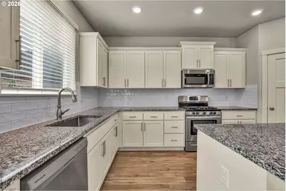 15487 SE Hawthorne Meadows St, Portland, OR 97236 - Photo 13