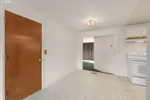 3805 SE 180th Pl, Portland, OR 97236 - Photo 7