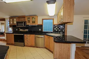 2892 Coos Bay Wagon Rd, Roseburg, OR 97471 - Photo 13