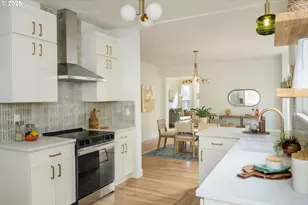 3967 SE Taylor St, Portland, OR 97214 - Photo 9