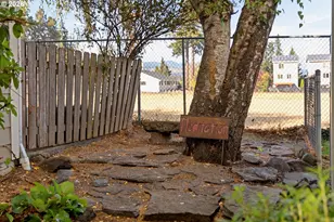 1706 Avalon Way, Hood River, OR 97031 - Photo 13