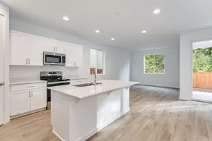 528 SW 23rd St, Battle Ground, WA 98604 - Photo 3