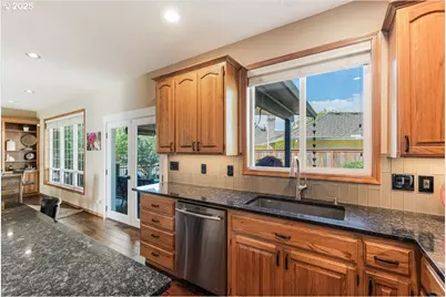 16706 NW Waterford Way, Portland, OR 97229 - Photo 33