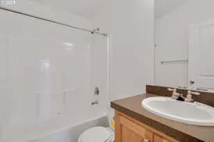 21100 NE Sandy Blvd, Fairview, OR 97024 - Photo 17