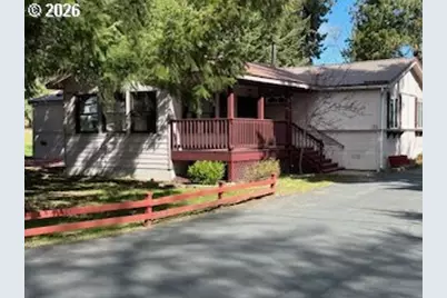 105 W Main St, Glenwood, WA 98619 - Photo 1