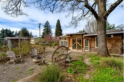 111 Holeman Ave, Eugene, OR 97404 - Photo 23