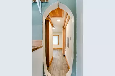 111 Holeman Ave, Eugene, OR 97404 - Photo 35