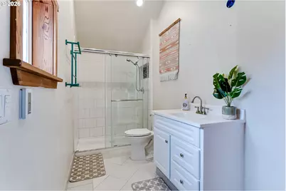 111 Holeman Ave, Eugene, OR 97404 - Photo 13