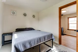 111 Holeman Ave, Eugene, OR 97404 - Photo 7