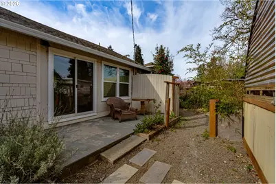 111 Holeman Ave, Eugene, OR 97404 - Photo 19