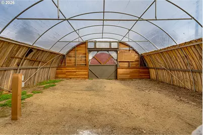 111 Holeman Ave, Eugene, OR 97404 - Photo 41