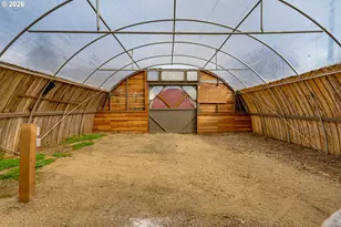 111 Holeman Ave, Eugene, OR 97404 - Photo 41