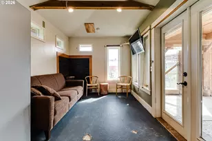 111 Holeman Ave, Eugene, OR 97404 - Photo 31