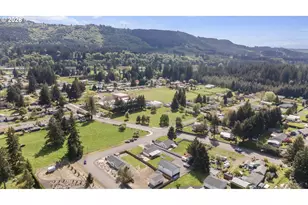 520 Fir St, Lyons, OR 97358 - Photo 45