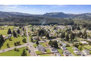 520 Fir St, Lyons, OR 97358 - Photo 43