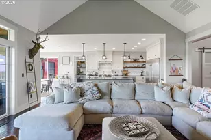 4040 Victor Point Rd NE, Silverton, OR 97381 - Photo 17