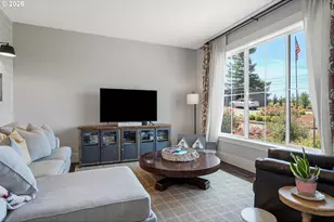 4040 Victor Point Rd NE, Silverton, OR 97381 - Photo 11