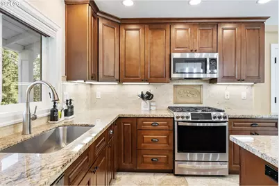 1730 SW Turner Rd, West Linn, OR 97068 - Photo 9