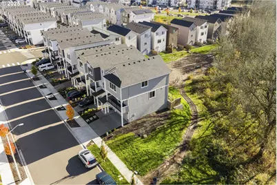 4236 E Willakenzie St, Newberg, OR 97132 - Photo 3