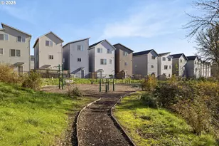 4236 E Willakenzie St, Newberg, OR 97132 - Photo 37