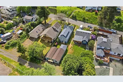 846 S 11th St, Coos Bay, OR 97420 - Photo 41