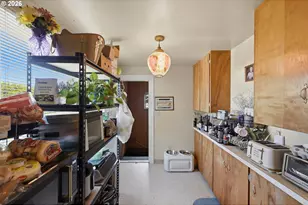 846 S 11th St, Coos Bay, OR 97420 - Photo 17