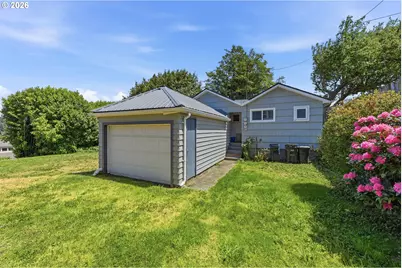 846 S 11th St, Coos Bay, OR 97420 - Photo 3