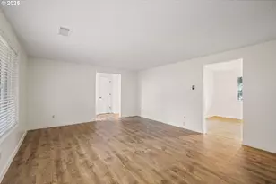 10207 NE 43rd Ave, Vancouver, WA 98686 - Photo 5