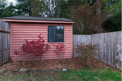 780 Michigan Ave, Bandon, OR 97411 - Photo 41