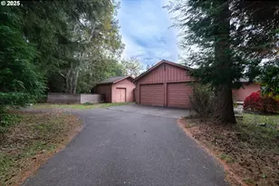 780 Michigan Ave, Bandon, OR 97411 - Photo 31