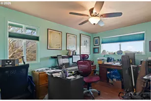 935 View St, Reedsport, OR 97467 - Photo 11