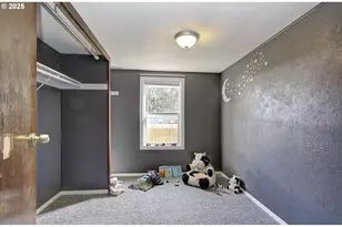 107 Guinevere Ct, Castle Rock, WA 98611 - Photo 15