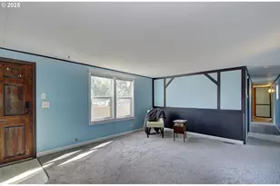 107 Guinevere Ct, Castle Rock, WA 98611 - Photo 9