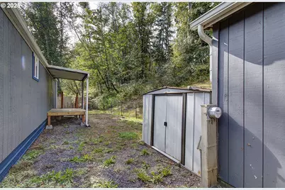 107 Guinevere Ct, Castle Rock, WA 98611 - Photo 25