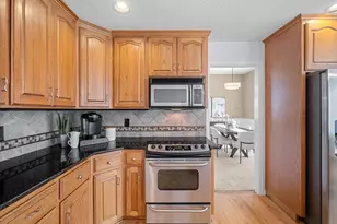 414 NE Lenox St, Hillsboro, OR 97124 - Photo 11