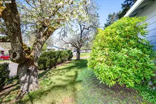 4865 Whiteaker St, Eugene, OR 97405 - Photo 5