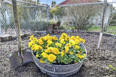 8025 N Chase Ave, Portland, OR 97217 - Photo 31