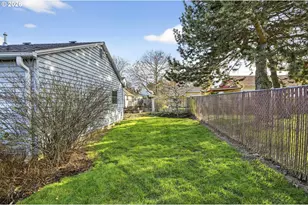 8025 N Chase Ave, Portland, OR 97217 - Photo 33