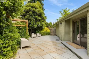 4935 SW Marigold St, Portland, OR 97219 - Photo 21