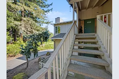 68658 E Bowmans Cir, Welches, OR 97067 - Photo 5