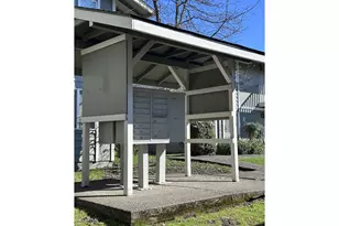 885 NE Sunset St, Roseburg, OR 97470 - Photo 23